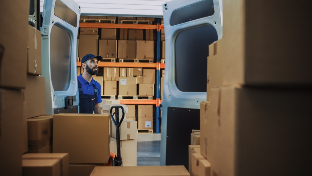 courier van with multi drop contents
